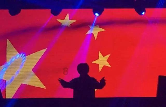 也门胡塞武装称将继续袭击美英军舰